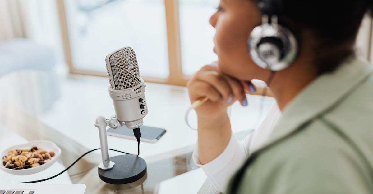 How I Turn One 30-Minute Interview Into a Full Week of Content (AI System)